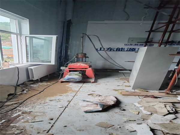 古县地基基础下沉墙体裂缝加固注浆顶升施工